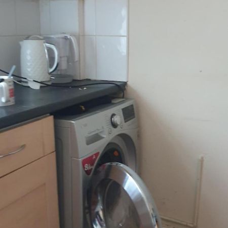 Big Guest House Burton-upon-Trent Ngoại thất bức ảnh